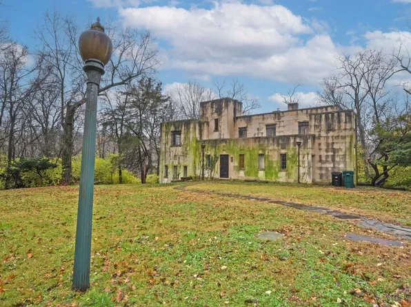 4831 Raeburn Ln, Cincinnati, OH 45223