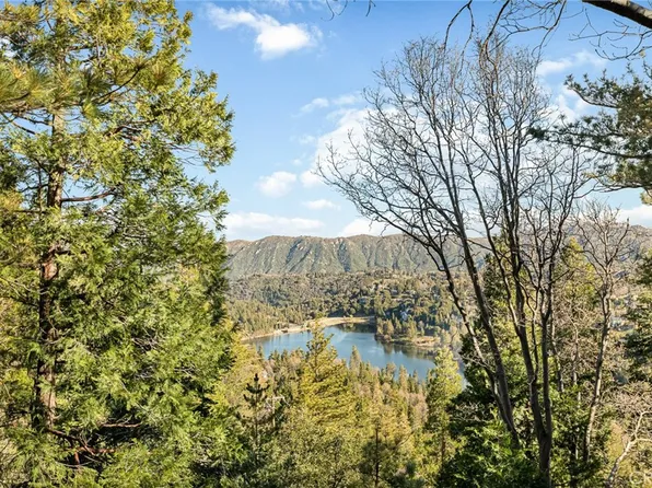 24502 Albrun Ct, Crestline, CA 92325