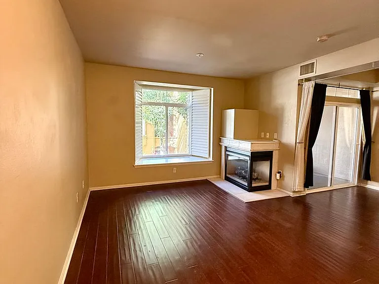 2400 5th Ave #219 — Photo 7