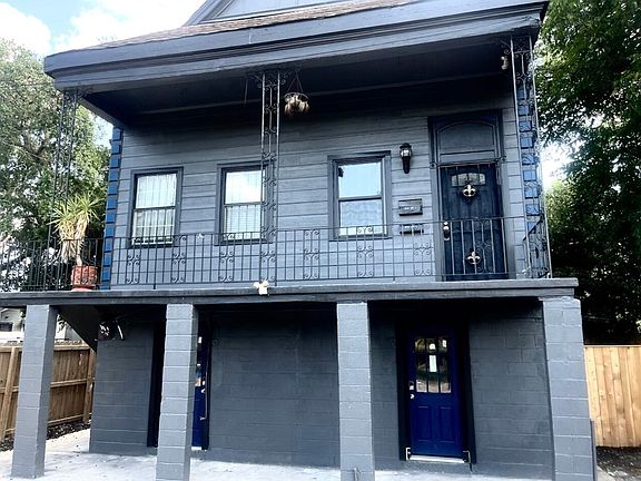 2nd image of 2714 N Galvez St #101