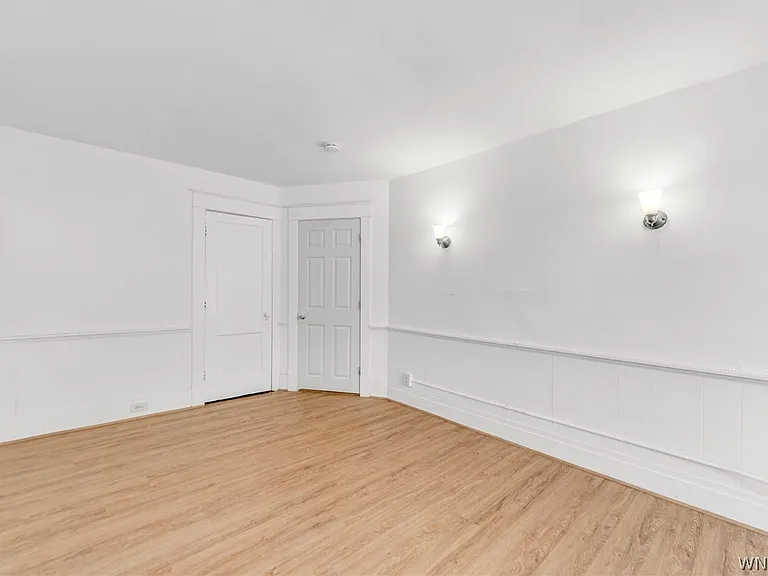2555 Main St — Photo 26