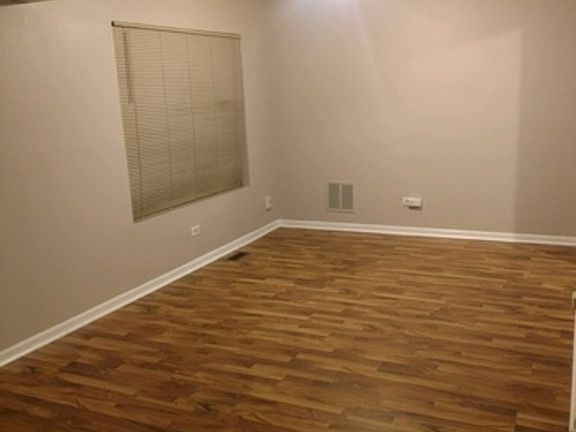 4th image of 18037 Idlewild Dr