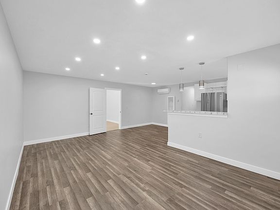 2nd image of 1603 Vuelta Grande Ave #1603