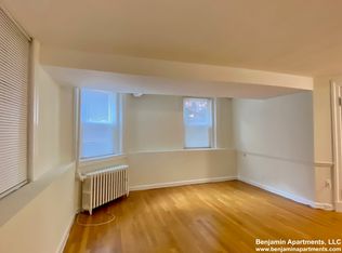 176 Commonwealth Ave APT 3, Boston, MA 02116