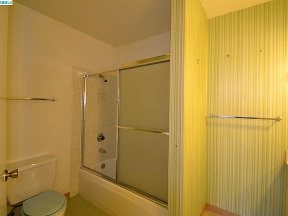 5th image of 2450 Royal Ann Dr