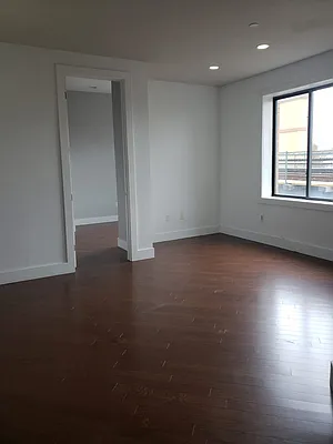 Rented by Lodger Corp | media 8