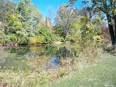 2nd image of 3955 Benner Rd