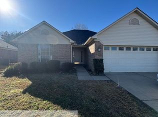 4435 Oregon Trl, Conway, AR 72034