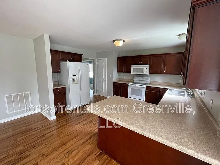 518 Amber Crest Ct — Photo 5