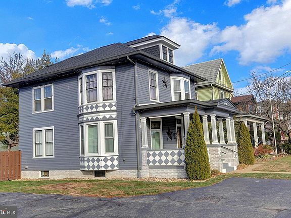 5th image of 541 Union St