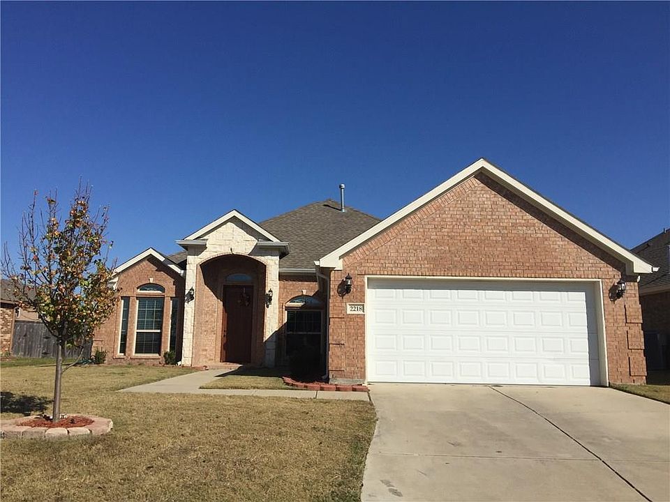 1st image of 2218 Woodberry Dr