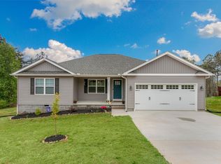 228 Hallmark Cir, Easley, SC 29642