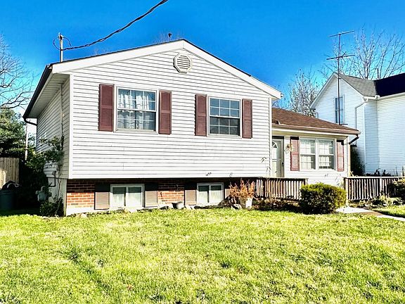 2nd image of 668 Wood St