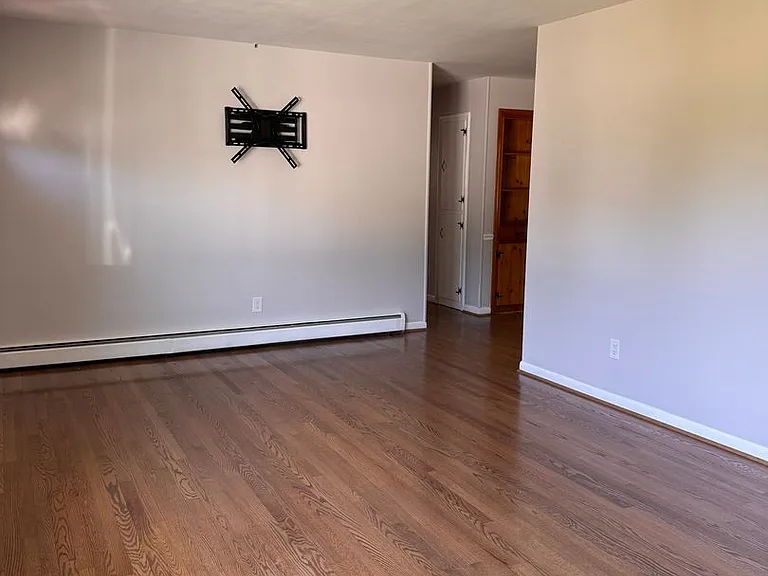 104 Tanzalon Dr — Photo 15