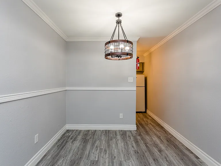 Allendale Village Apartments — Photo 44