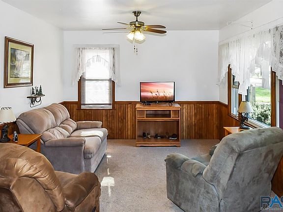 5th image of 4705 E Taylor St