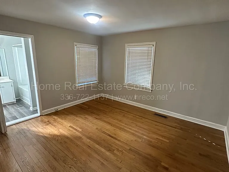 348 Pennsylvania Ave — Photo 12