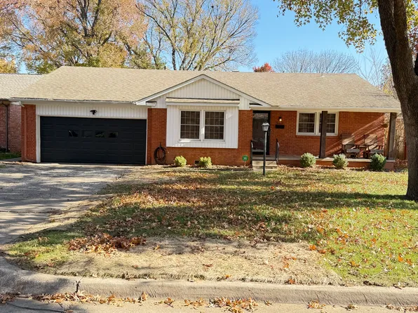 5321 S Columbia Ave, Tulsa, OK 74105