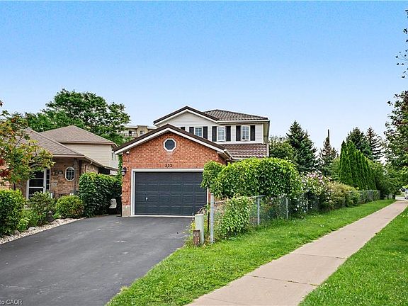 2nd image of 332 Brembel Cres