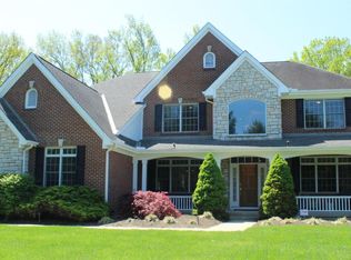 7867 Keller Rd, Cincinnati, OH 45243