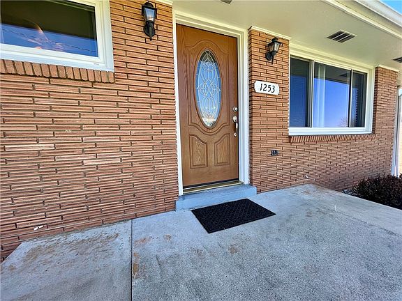 5th image of 1253 Scenic Dr