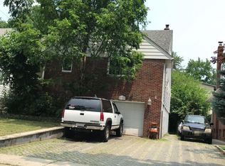 723 Clark Ave, Ridgefield, NJ 07657