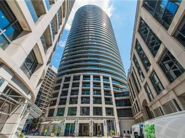 25 Carlton St, Toronto, ON