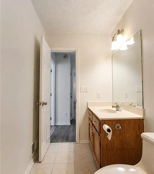 818 Springlake Rd — Photo 38