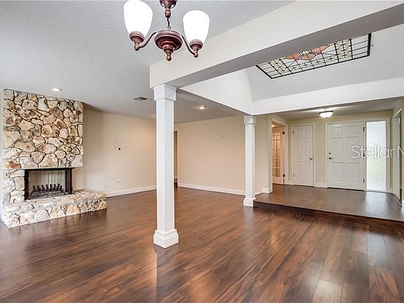 5th image of 1248 Golfside Dr