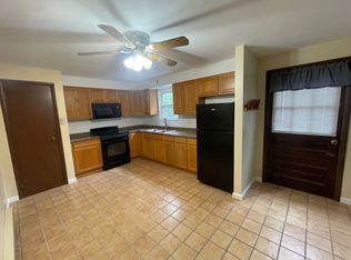 264 Lutz Rd #C, Zelienople, PA 16063