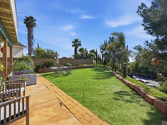 4th image of 842 Porter Way