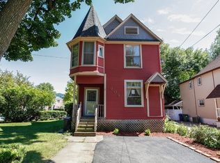 609 Maple Ave, Downers Grove, IL 60515