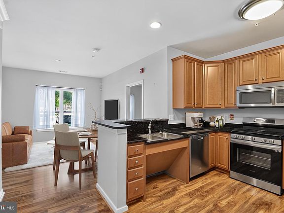 5th image of 8970 Fascination Ct APT 130