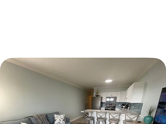 5th image of 300 Duck Key Dr
