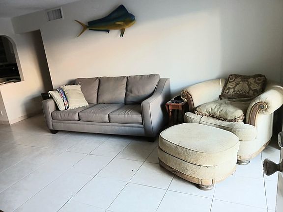 5th image of 6243 Bay Club Drive #2