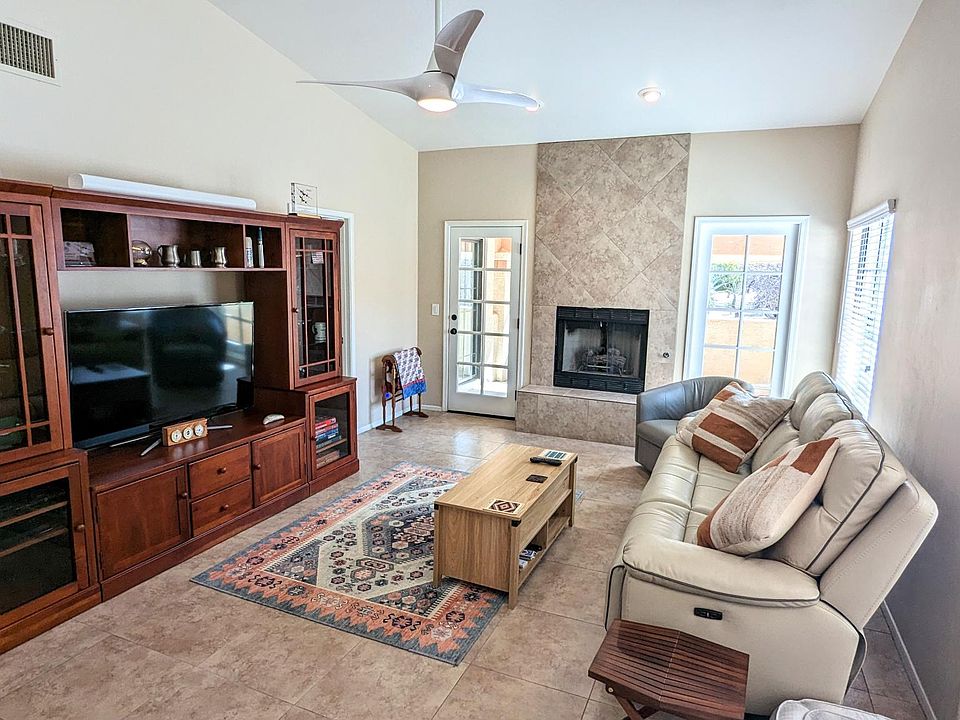 1st image of 62 E Horizon Cir