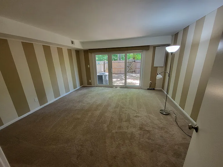 5925 Kingsford Rd — Photo 9