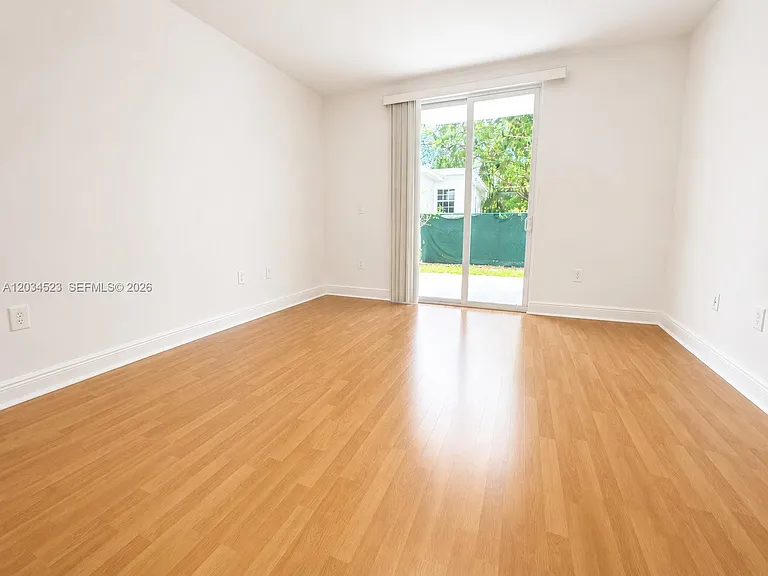 652 NE 63rd St #105 — Photo 17