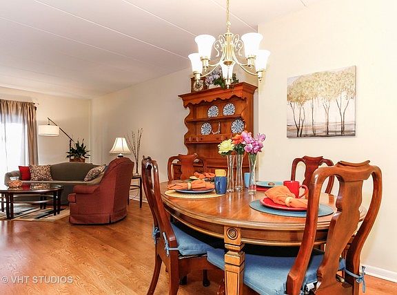 5th image of 10324 S Keating Ave APT 1B