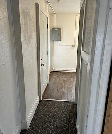 5th image of 804 W 12th St #3