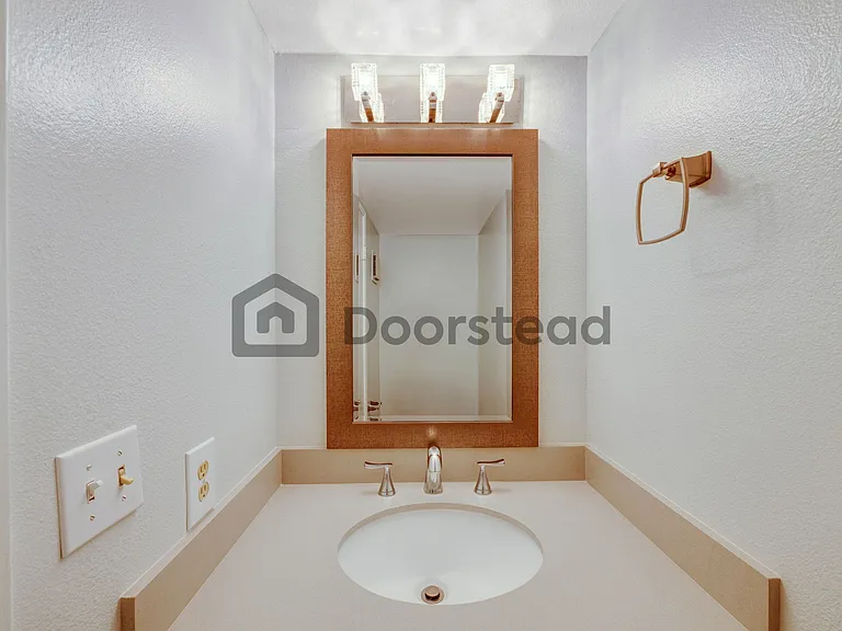 288 S Marengo Ave — Photo 21