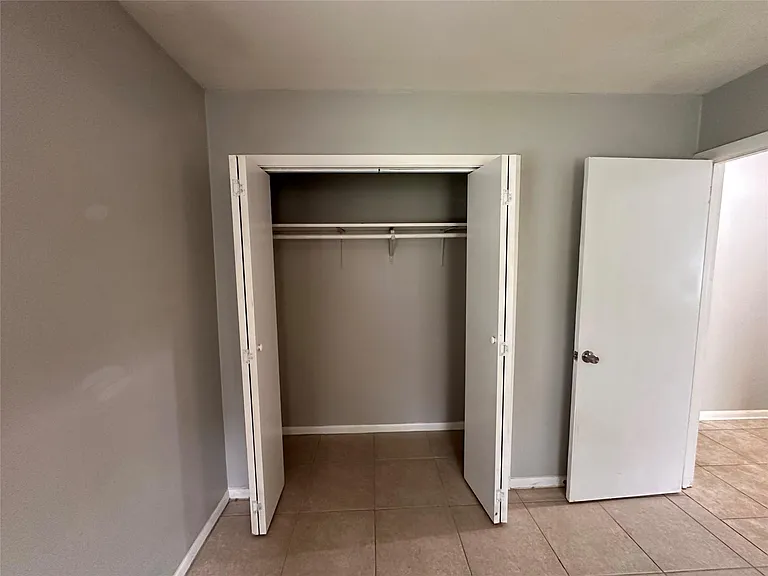 5605 1/2 Jim Hogg Ave #A — Photo 7