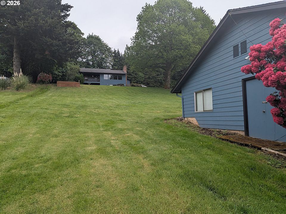1st image of 18616 NE 139th St