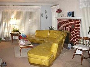 2nd image of 58621 Gratiot Ave