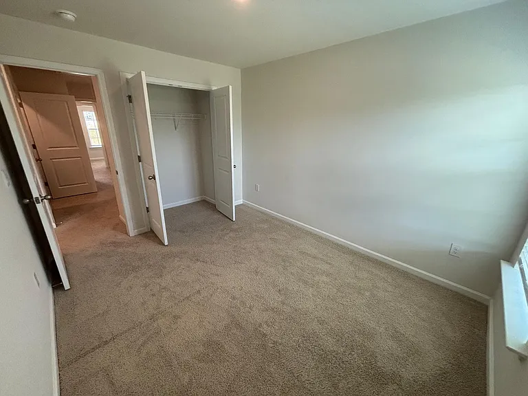371 David Hill Dr — Photo 13