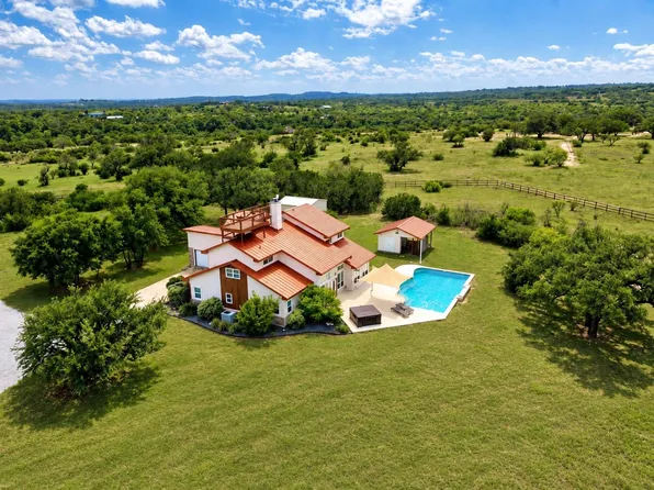 312 Paleface Point Dr, Spicewood, TX 78669
