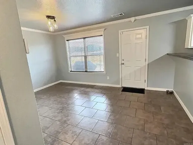 12 Daytona Dr — Photo 10