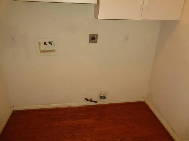 10326 Thornmont Ln — Photo 11