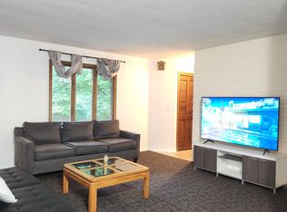 827 Coolidge Pl #2, Rockford, IL 61107