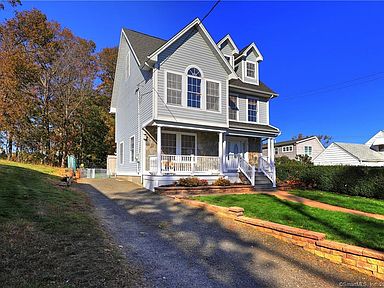 7 Lee Ct Milford Ct 06460 Zillow
